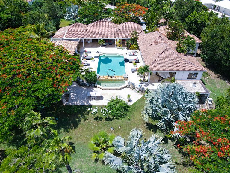 Sxm019 – Ensemble de deux villas avec jardins privés à Terre