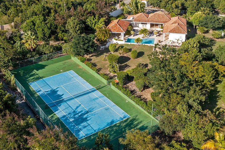 Sxm019 – Villa doble con jardines privados en Terres Basses