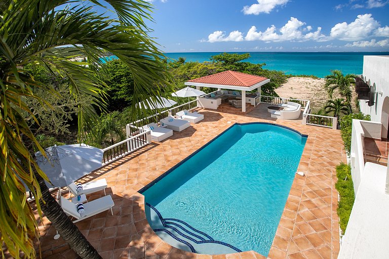 Sxm020 – Beachfront villa with cottage in Baie Rouge