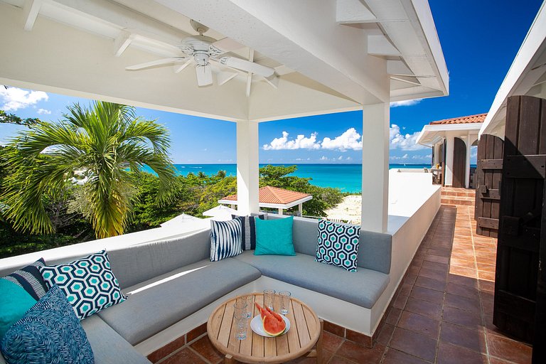Sxm020 – Beachfront villa with cottage in Baie Rouge