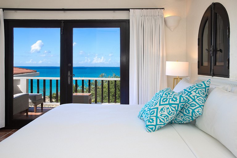 Sxm020 – Beachfront villa with cottage in Baie Rouge