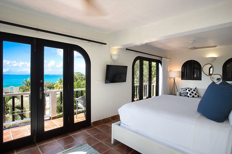 Sxm020 – Villa en bord de mer avec cottage à Baie Rouge