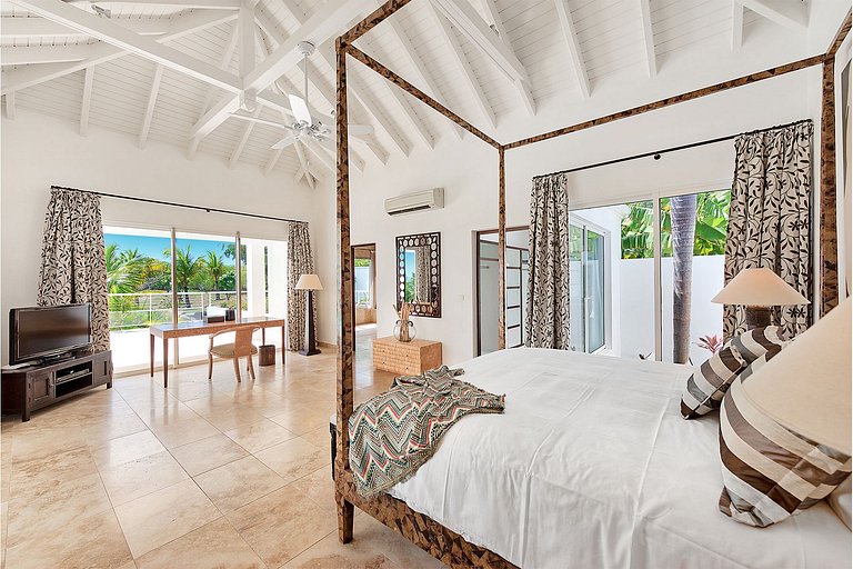 Sxm021 – Villa moderna com vista para o mar em Terres Basses