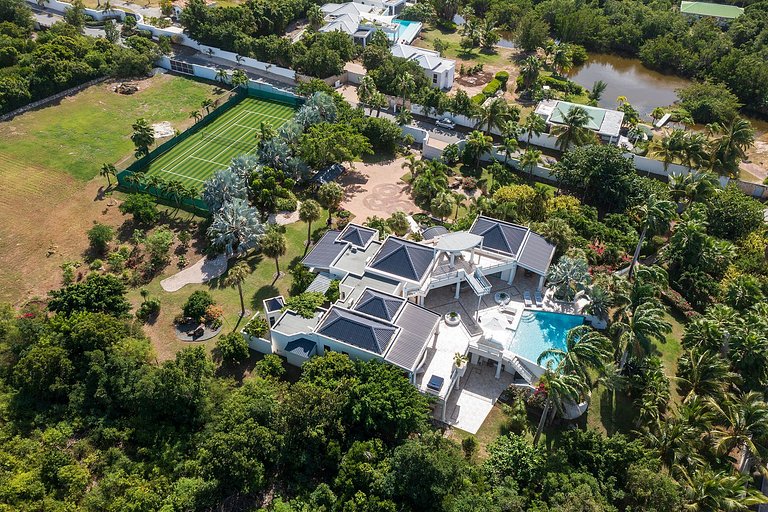 Sxm022 – Casa com quadra de tênis perto de Baie aux Prunes