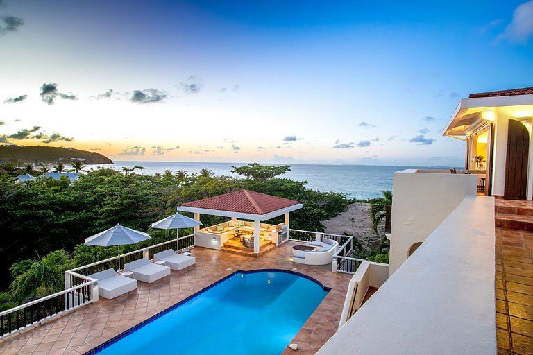 Sxm020 – Beachfront villa with cottage in Baie Rouge