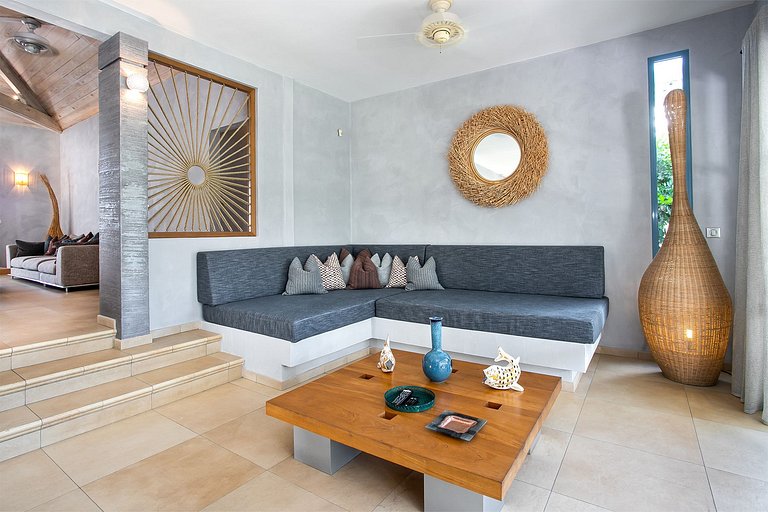 Sxm022 – Contemporary home with tennis court near Baie aux P