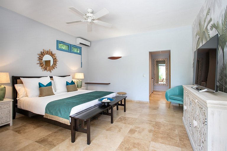 Sxm022 – Contemporary home with tennis court near Baie aux P