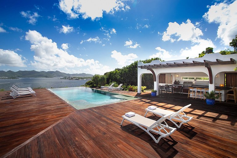 Sxm023 – Villa em estilo marroquino com vista para Simpson B