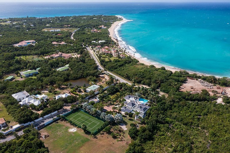 Sxm022 – Casa con cancha de tenis cerca de Baie aux Prunes