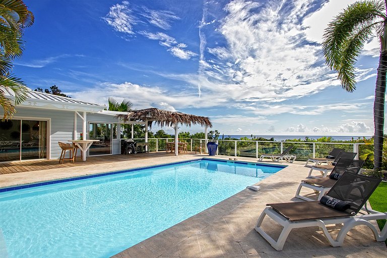 Sxm024 – Maison sur les hauteurs avec vue sur la mer à Terre