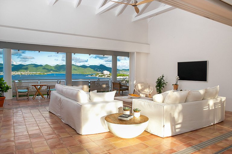 Sxm025 – Architectural home with lagoon views in Terres Bass