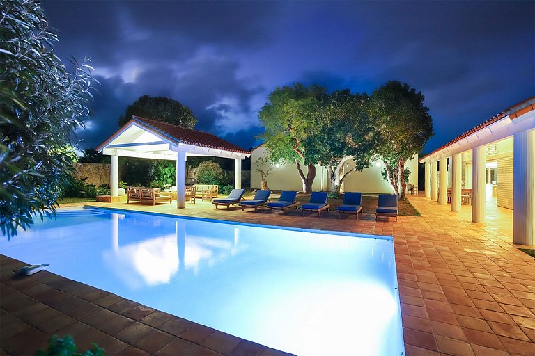 Sxm025 – Maison architecturale avec vue sur le lagon à Terre