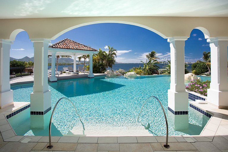 Sxm026 – Villa con playa privada en Terres Basses