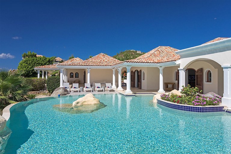 Sxm026 – Villa con playa privada en Terres Basses