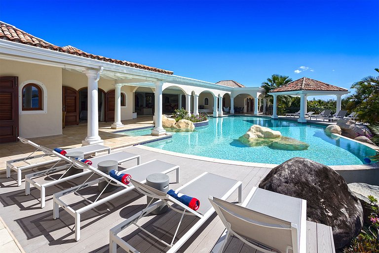 Sxm026 – Villa con playa privada en Terres Basses