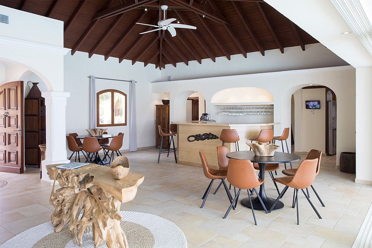 Sxm026 – Villa com praia privativa em Terres Basses