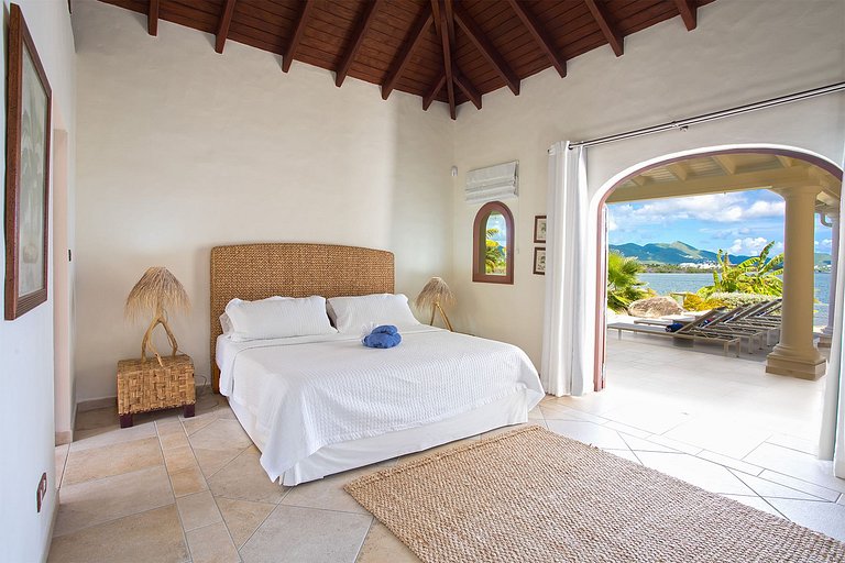 Sxm026 – Villa avec plage privée à Terres Basses