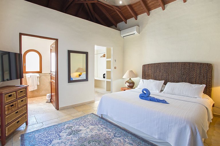 Sxm026 – Villa avec plage privée à Terres Basses