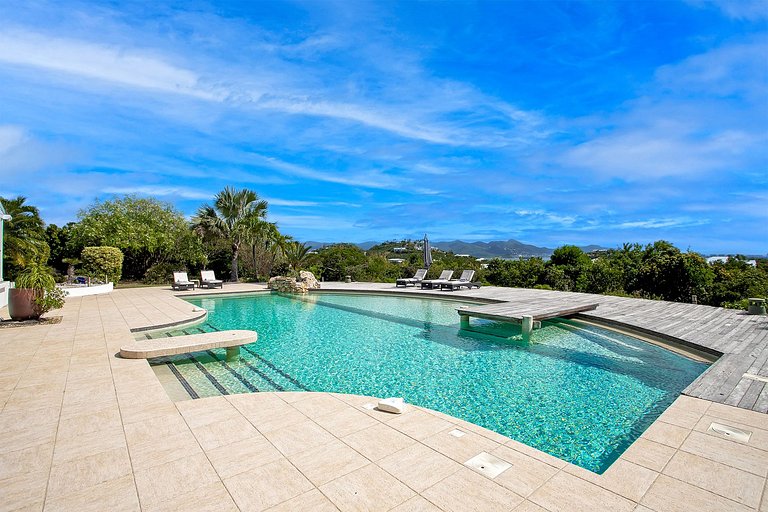 Sxm040 – Elegant villa with lagoon views in Terres Basses