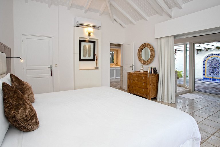 Sxm040 – Elegante villa con vistas a la laguna en Terres Bas