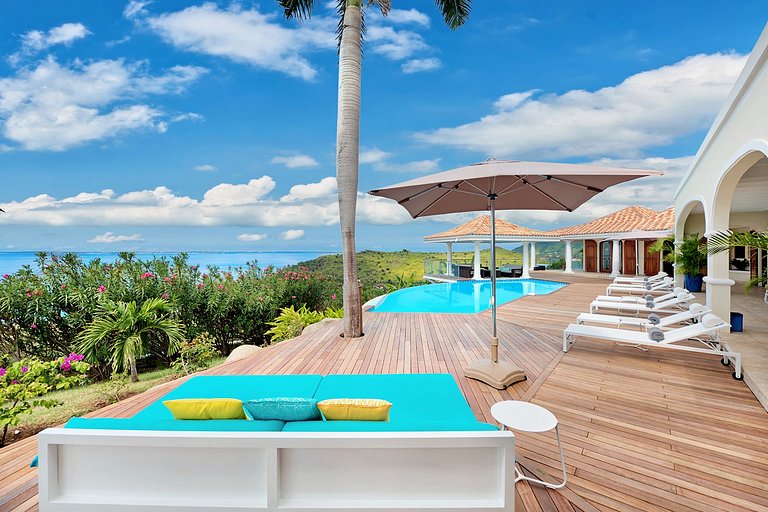 Sxm037 – Elegant villa with ocean views near Happy Bay