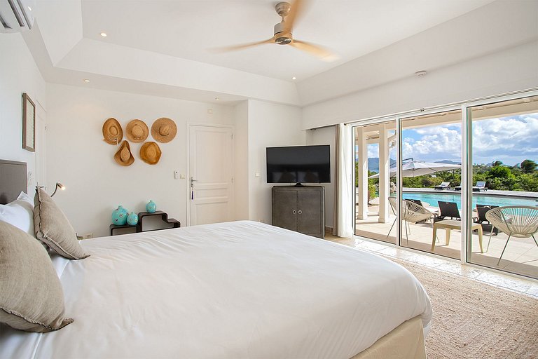 Sxm040 – Elegante villa com vista para a lagoa em Terres Bas