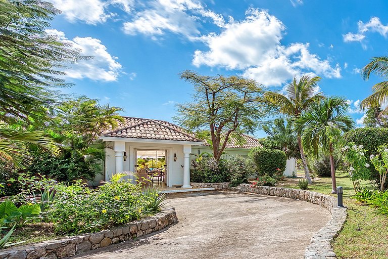 Sxm041 – Villa tropical sofisticada en Terres Basses