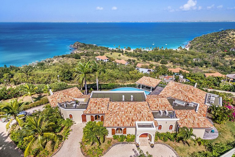 Sxm037 – Elegant villa with ocean views near Happy Bay