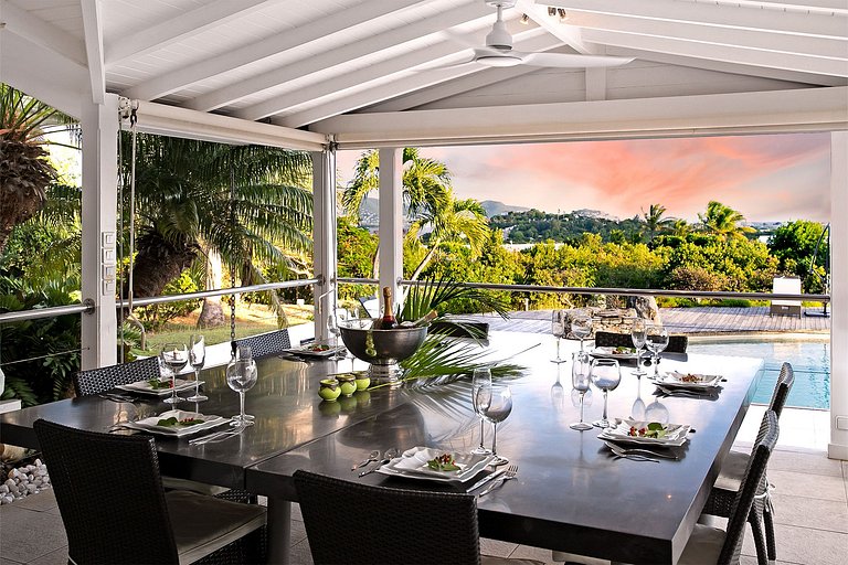 Sxm040 – Élégante villa avec vue sur le lagon à Terres Basse
