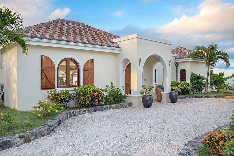Sxm037 – Villa élégante avec vue sur la mer à de Happy Bay