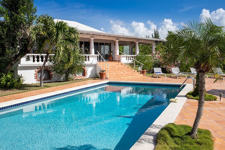Sxm036 – Villa de style colonial avec vue sur la mer à Terre