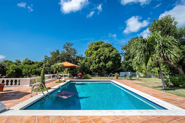 Sxm036 – Villa de style colonial avec vue sur la mer à Terre