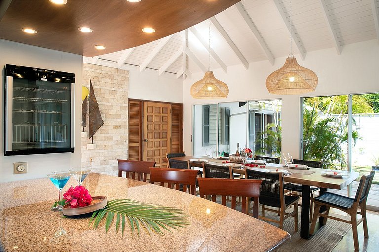 Sxm036 – Villa de style colonial avec vue sur la mer à Terre