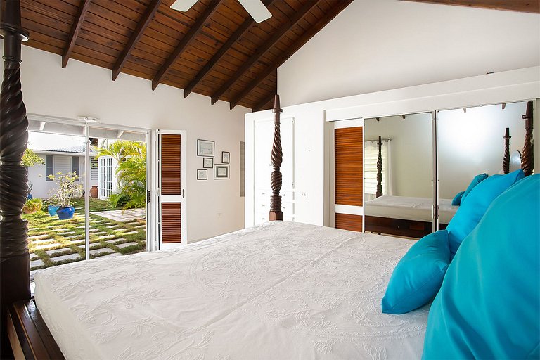 Sxm036 – Villa de estilo colonial con vista al mar en Terres