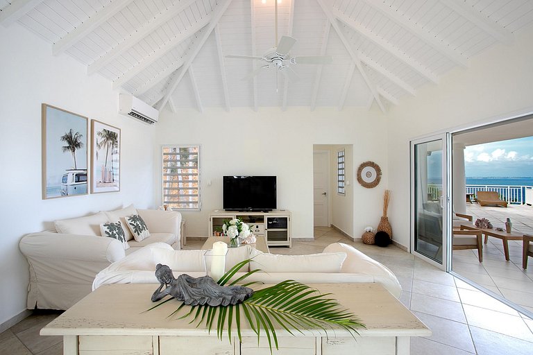 Sxm035 – Cliffside home with ocean views in Baie Rouge