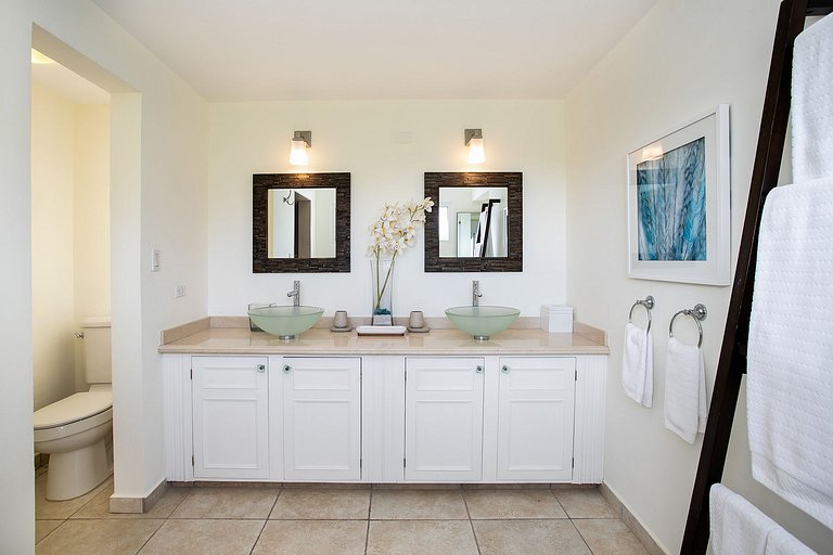 Sxm035 – Casa sobre acantilado con vistas al mar en Baie Rou