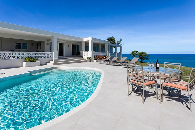Sxm034 – Cliffside villa with ocean views in Terres Basses