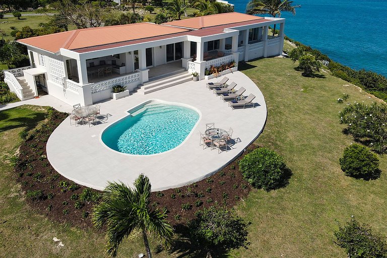 Sxm034 – Villa sobre acantilado con vista al mar en Terres B