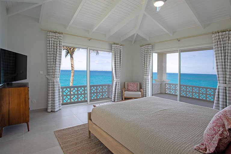 Sxm034 – Villa sobre acantilado con vista al mar en Terres B