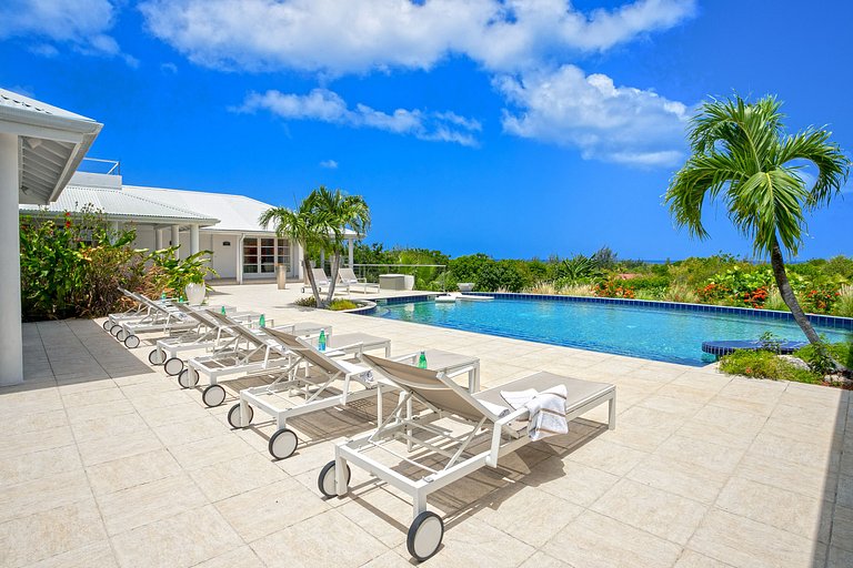 Sxm033 – Villa con vista al mar y piscina en Terres Basses