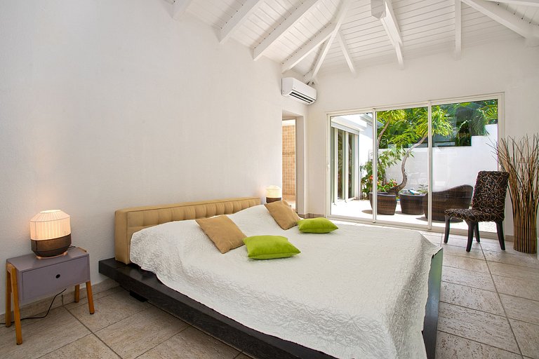 Sxm033 – Villa com vista para o mar e piscina em Terres Bass