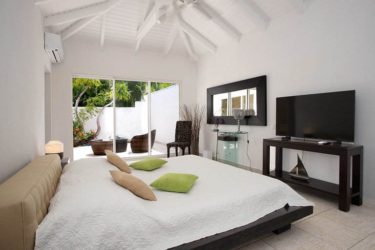Sxm033 – Villa avec vue sur la mer et piscine à Terres Basse