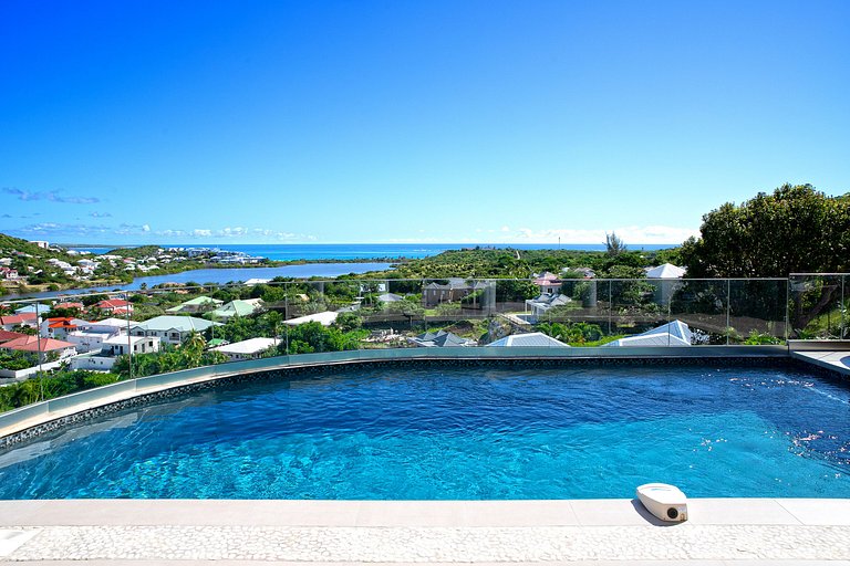 Sxm030 – Villa com vista para o mar e piscina em Mont Vernon