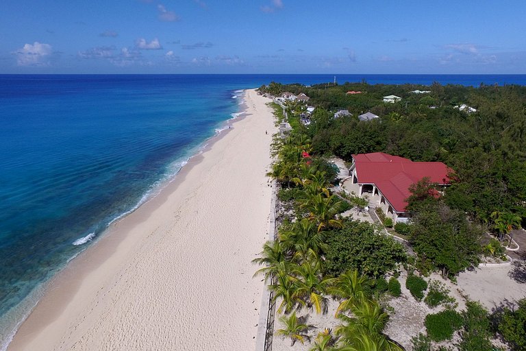 Sxm029 – Beachfront home on Baie Longue in Terres Basses