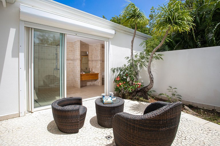 Sxm033 – Villa com vista para o mar e piscina em Terres Bass