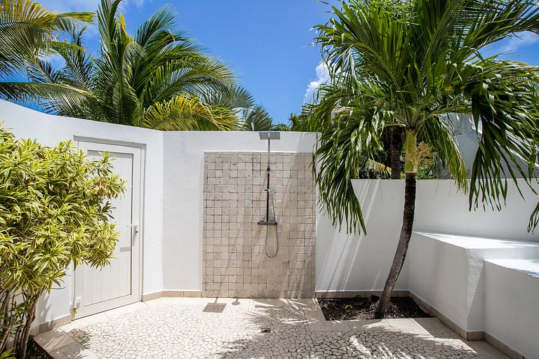 Sxm033 – Oceanview villa with large pool in Terres Basses