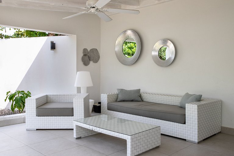Sxm033 – Villa avec vue sur la mer et piscine à Terres Basse