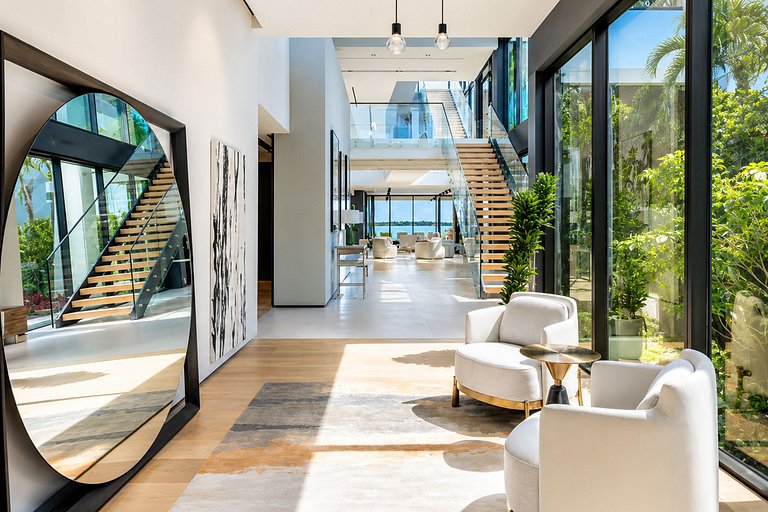 Mia017 - Modern bayfront estate in Miami Beach