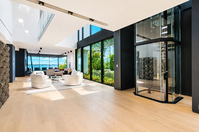 Mia017 - Modern bayfront estate in Miami Beach