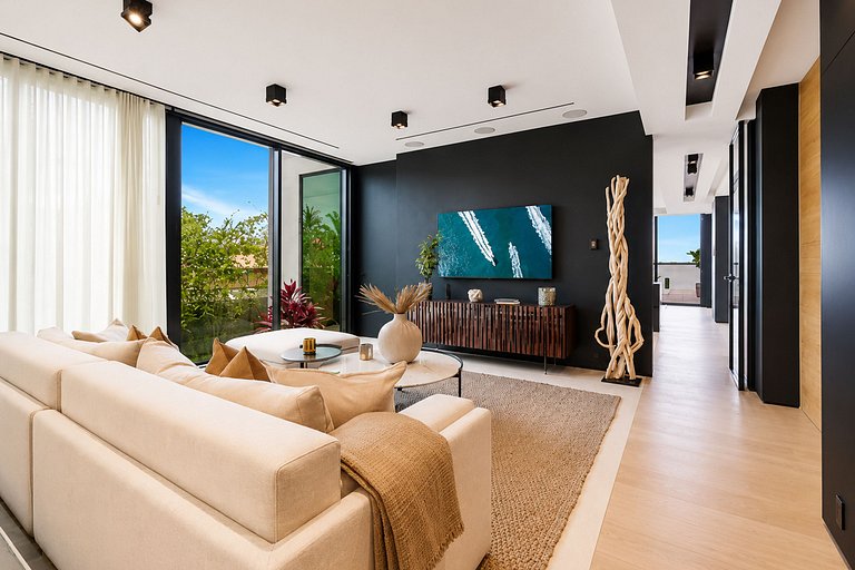 Mia017 - Modern bayfront estate in Miami Beach
